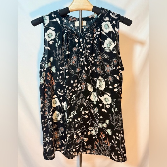 LOFT Outlet Small Black Floral Sleeveless Blouse | Button Front Top - Picture 1 of 5